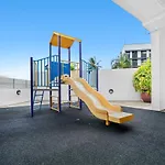 Spectacular Darwin Apartment